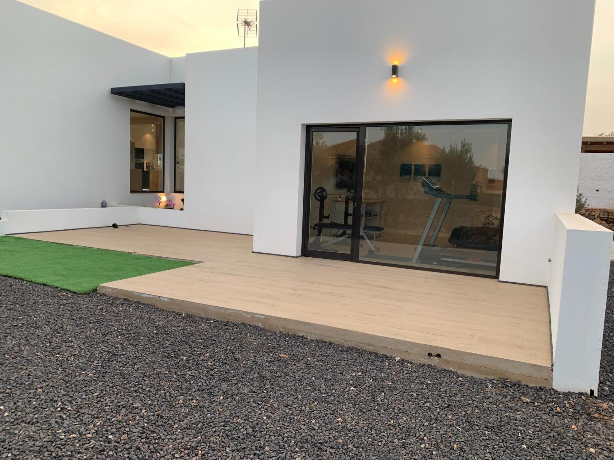 Laian Villa Triquivijate Exterior photo